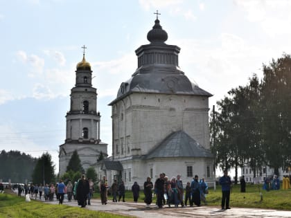 Епископ Паисий принял участие во встрече крестного хода с Великорецким образом святителя Николая Чудотворца