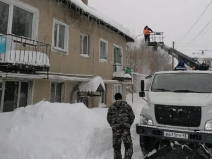 Важно убрать снег вовремя!