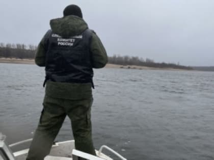 Тело одного вынесло на берег, двое пропали: известны подробности трагедии на Вятке