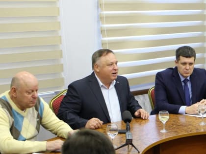 Олег Валенчук встретился с руководителями садоводческих товариществ