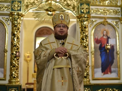 Яранский епископ благословил Новый год