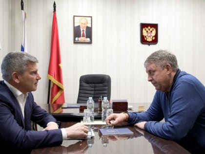 Александр Богомаз и Игорь Маковский провели рабочую встречу в Москве