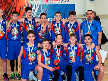 Кировские баскетболисты стали вторыми на турнире в Ижевске