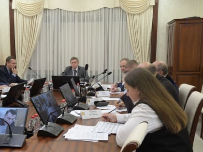 В Законодательном Собрании готовятся к октябрьской сессии