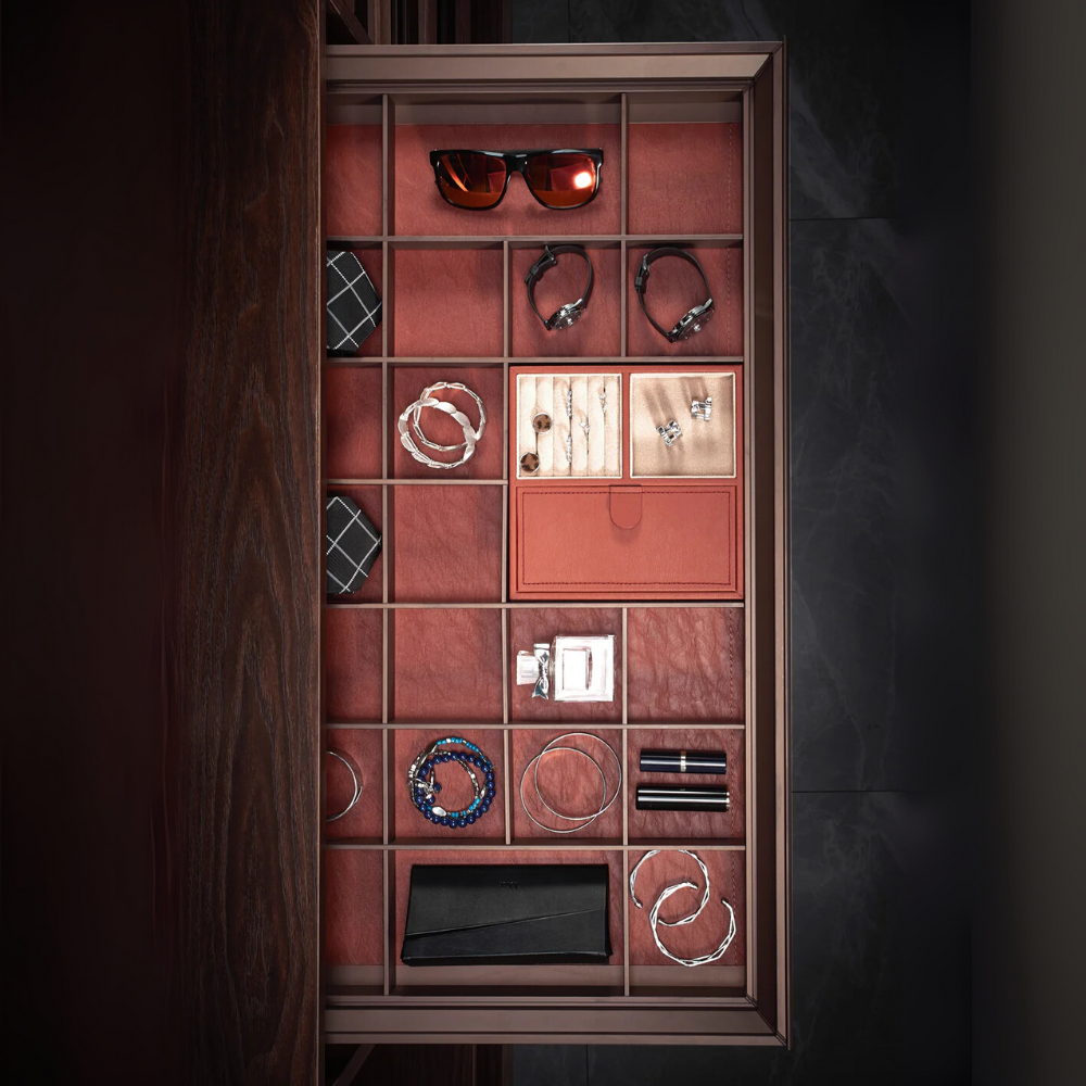 Leather Sorting Box detail 2
