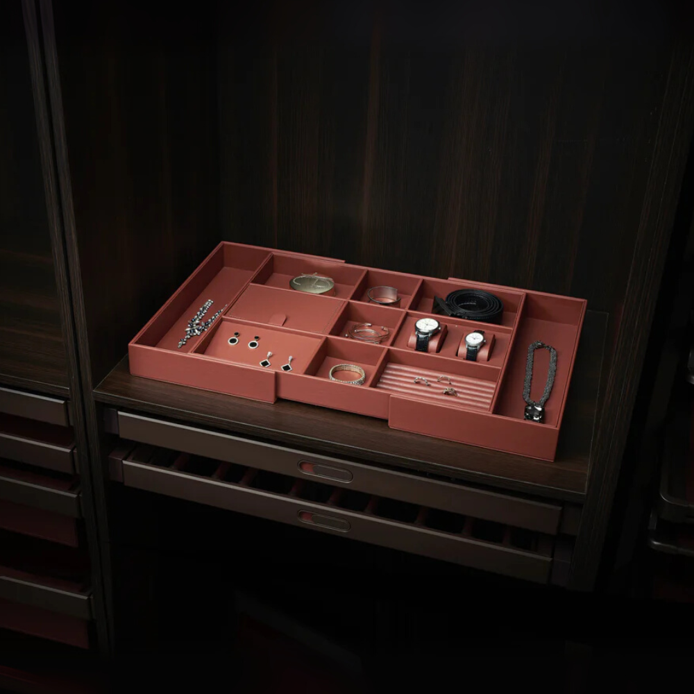 Retractable Leather Sorting Box detail 1