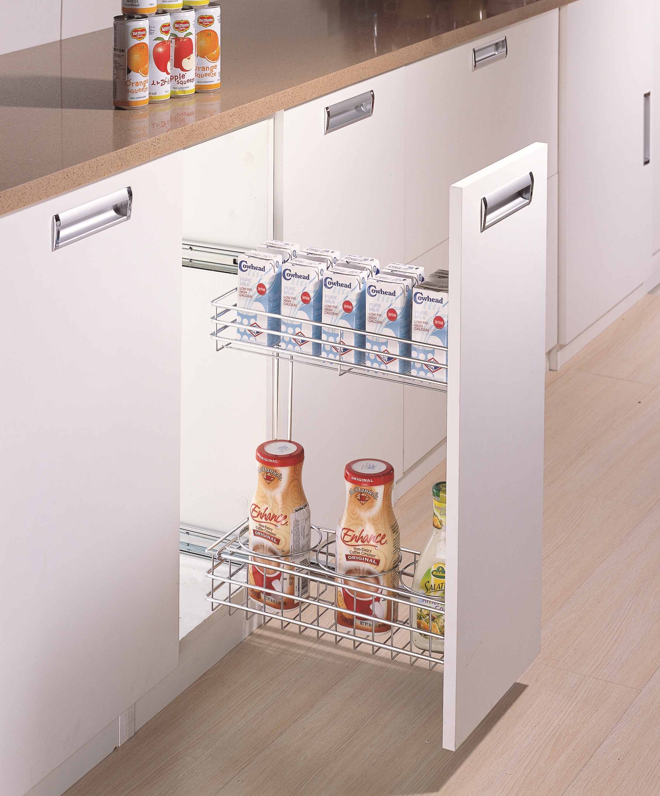 Side Bottle & Spice Rack Drawer detail 2