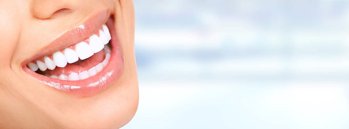 The Difference Between Clear Aligners and Invisible Braces
