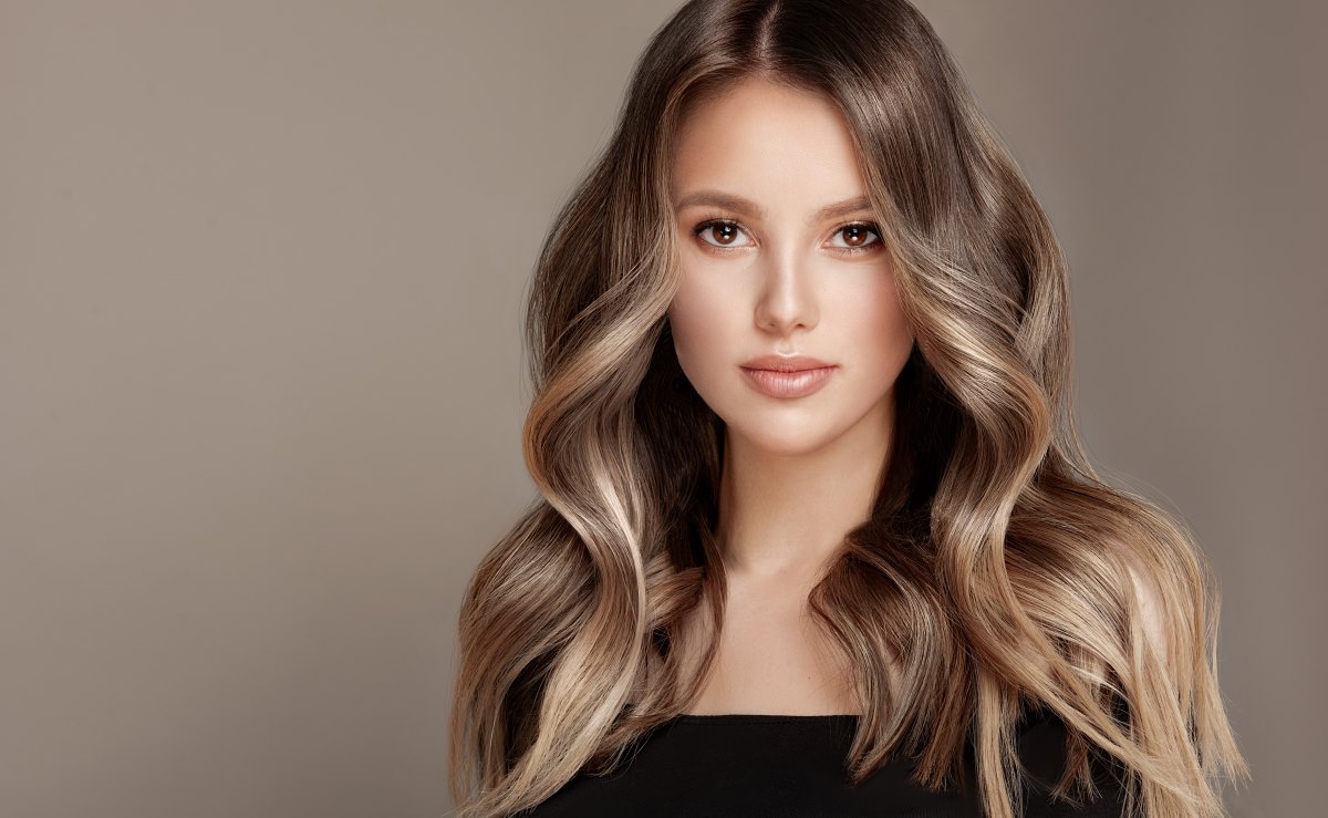 How Amino Acids and Hyaluronic Acid Support Collagen Production