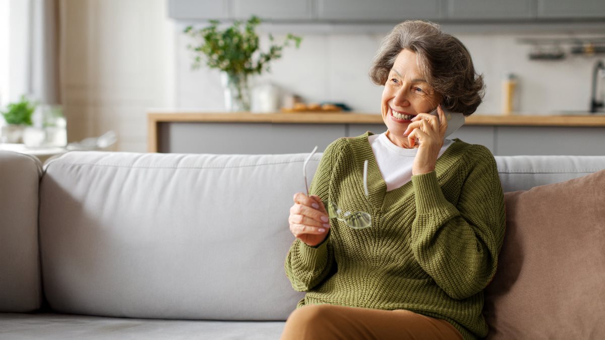 Can Arthritis Make Cleaning Around Implants More Difficult?