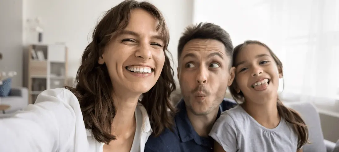 How Interdental Cleaning Supports Airflow Polishing Results