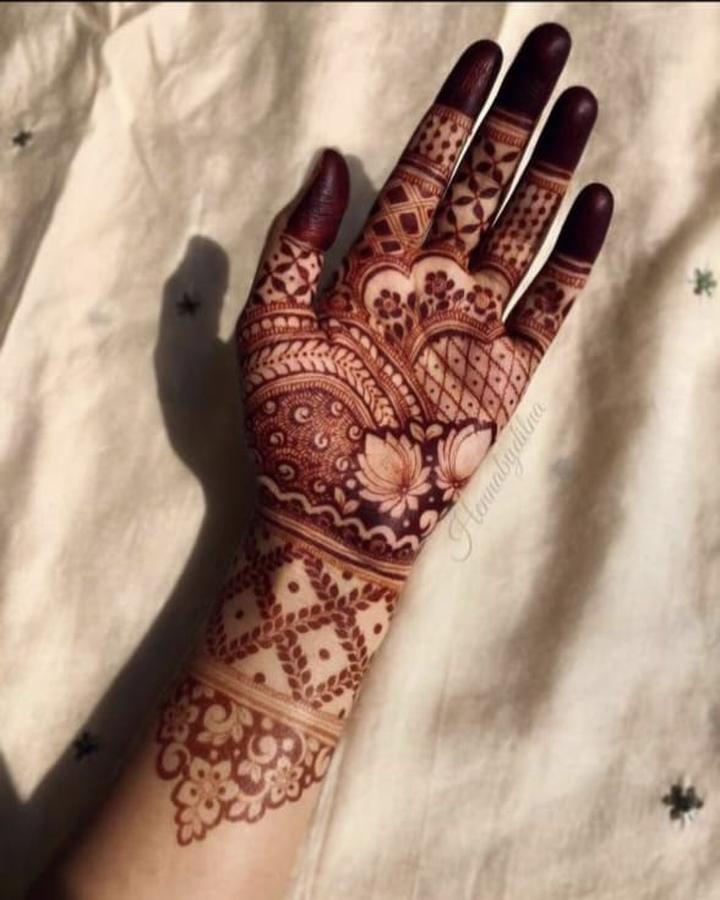 Designer Mehndi 4