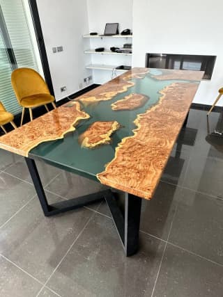 Epoxidharz Tisch aus Ulme/Modell Fluss