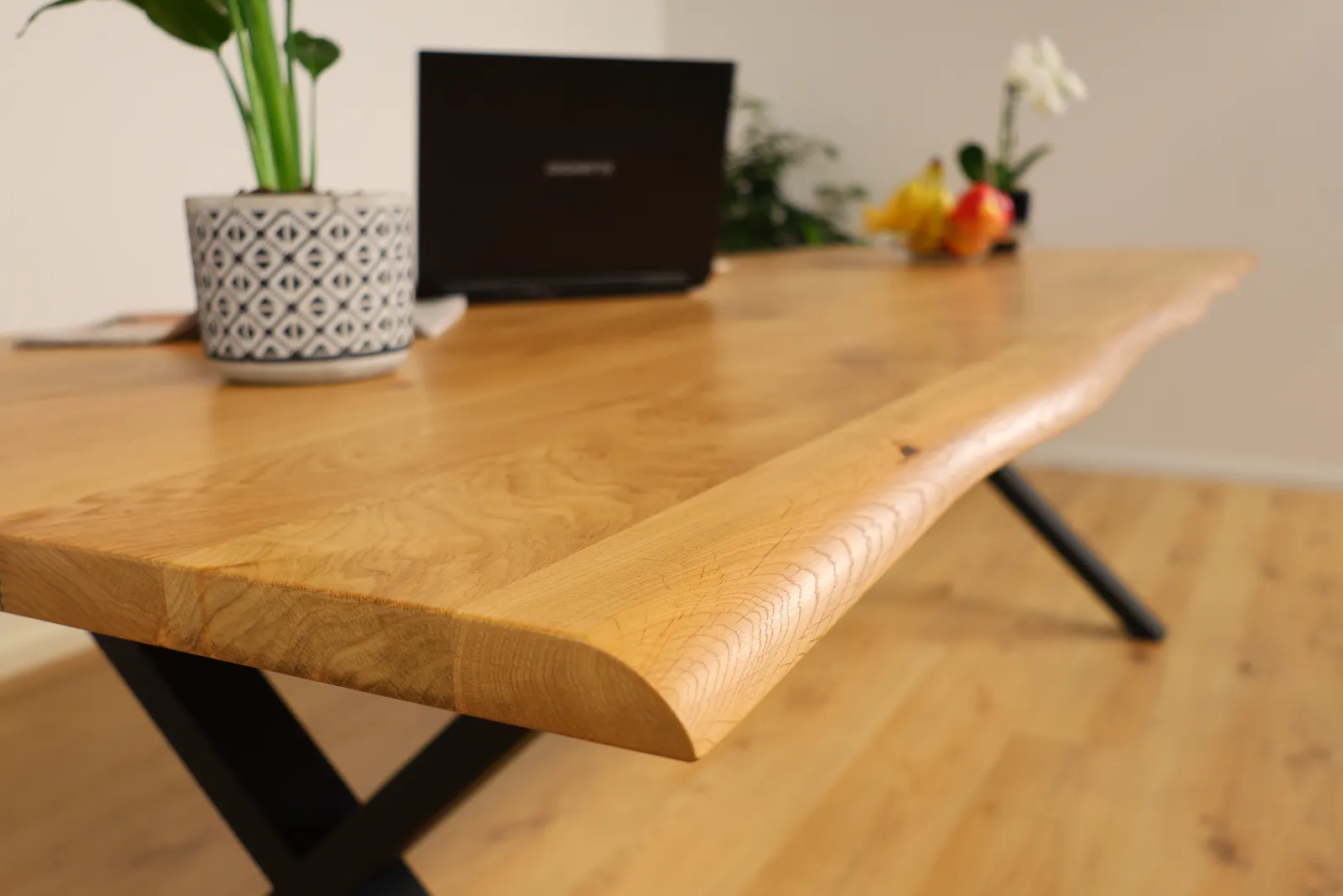 The European Oak Live-Edge Dining Table – product view 9