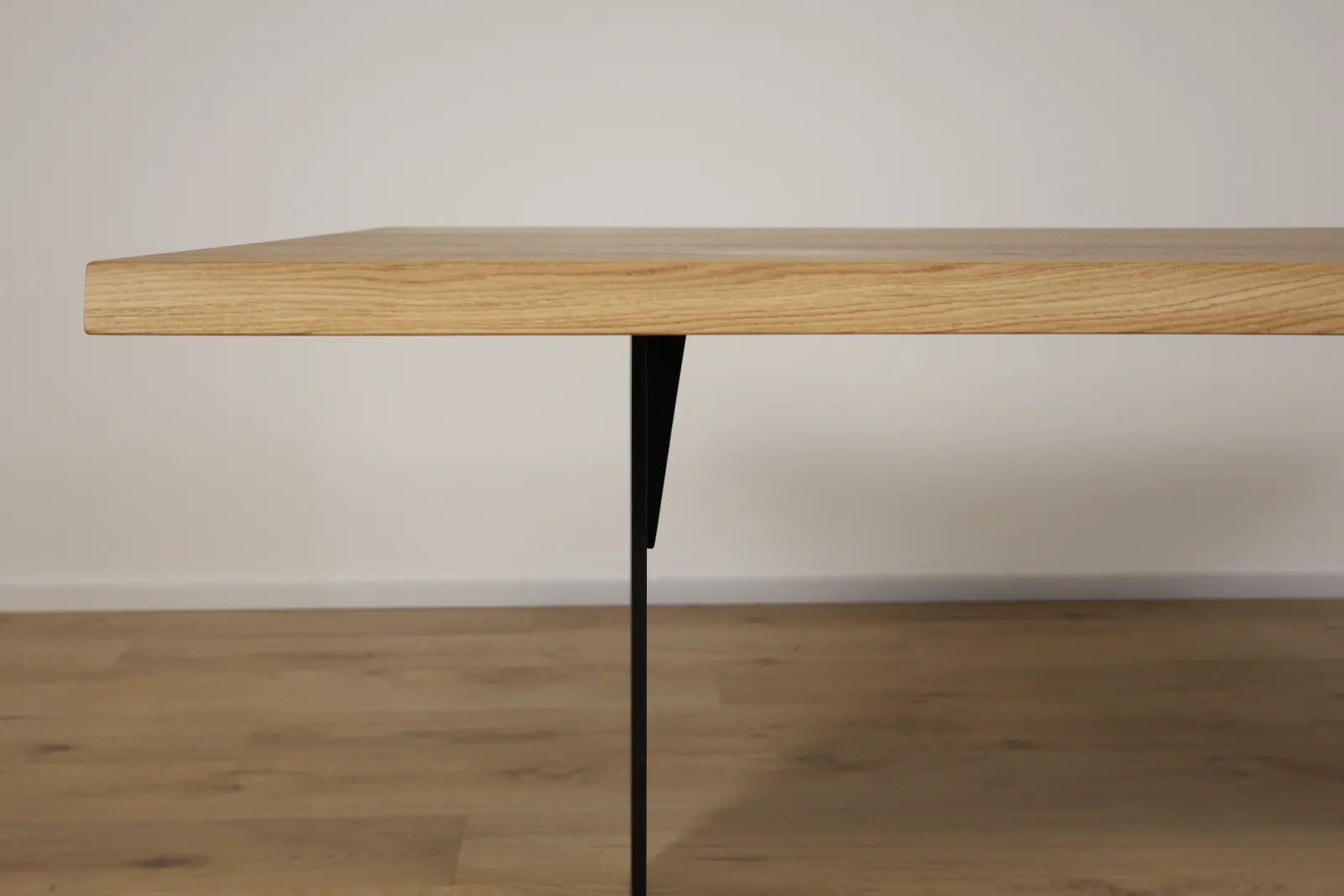 The Apex Beveled Rectangular European Oak Table with Spider Legs – product view 24