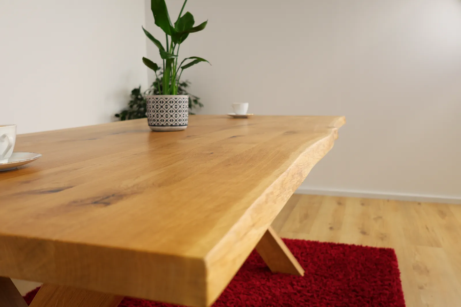 Massief eikenhouten eettafel 200x100 cm met X-vormig houten frame – Premium massief houten tafel – productweergave 7