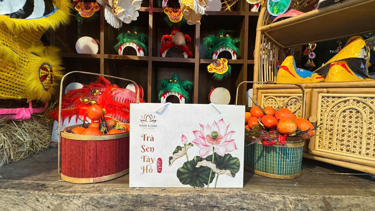 Hộp Trà sen Sấy thăng hoa - Nõn Tôm