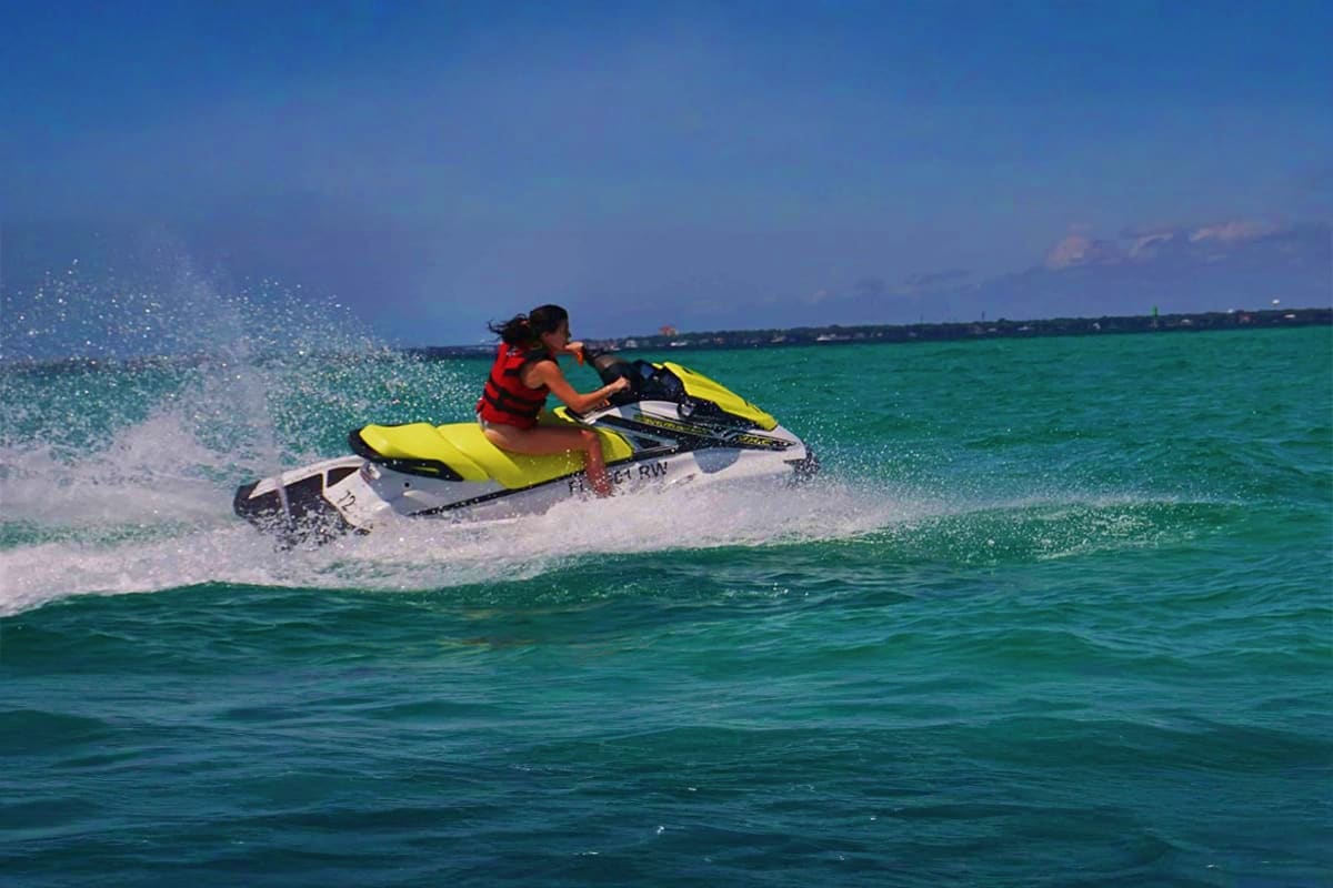 jet-ski