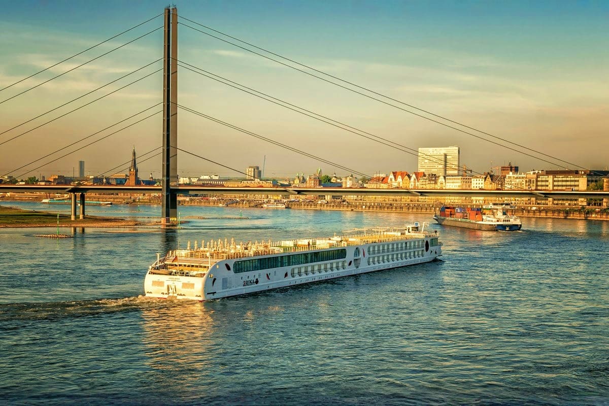 From Frankfurt to Paris CRUISE ON THE RIVER RHINE