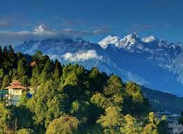 Lachung - Gangtok (116 Kms. / 6 Hrs.) Lachung - Gangtok (116 Kms. / 6 Hrs.)