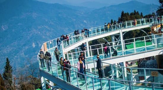 Gangtok - Pelling via Namchi (150 Kms. / 7 Hrs.)-via Namchi to visit Siddheshwar Dham (Chardham) and Sai Temple. Gangtok - Pelling via Namchi (150 Kms. / 7 Hrs.)-via Namchi to visit Siddheshwar Dham (Chardham) and Sai Temple.