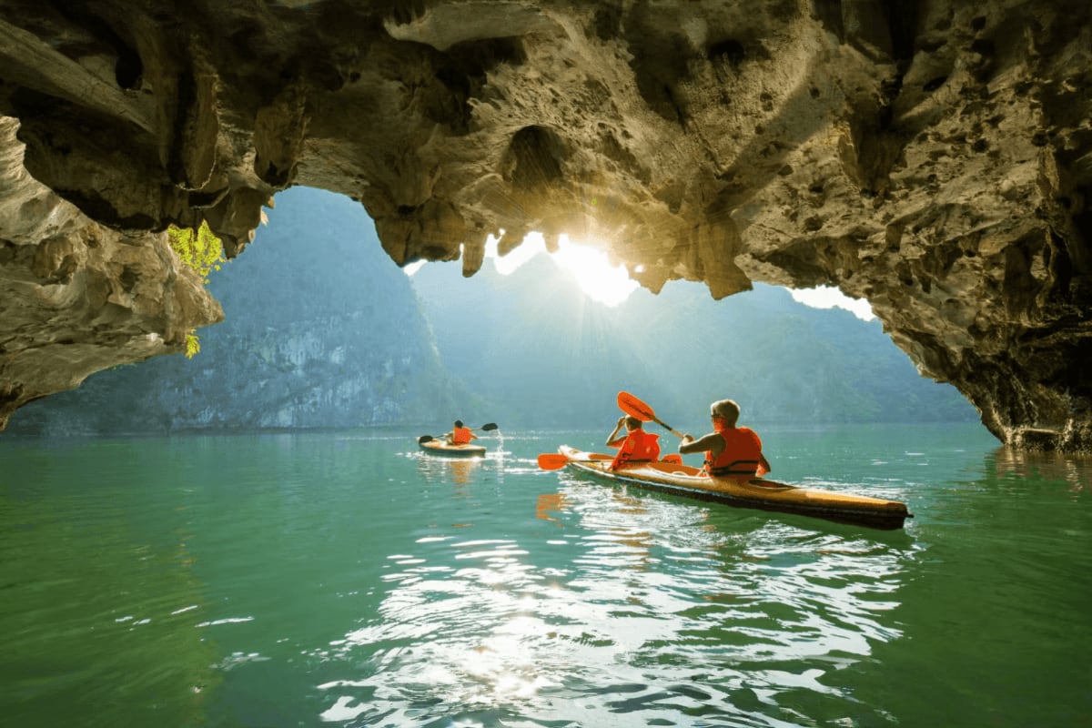 Luon Cave in Ha Long