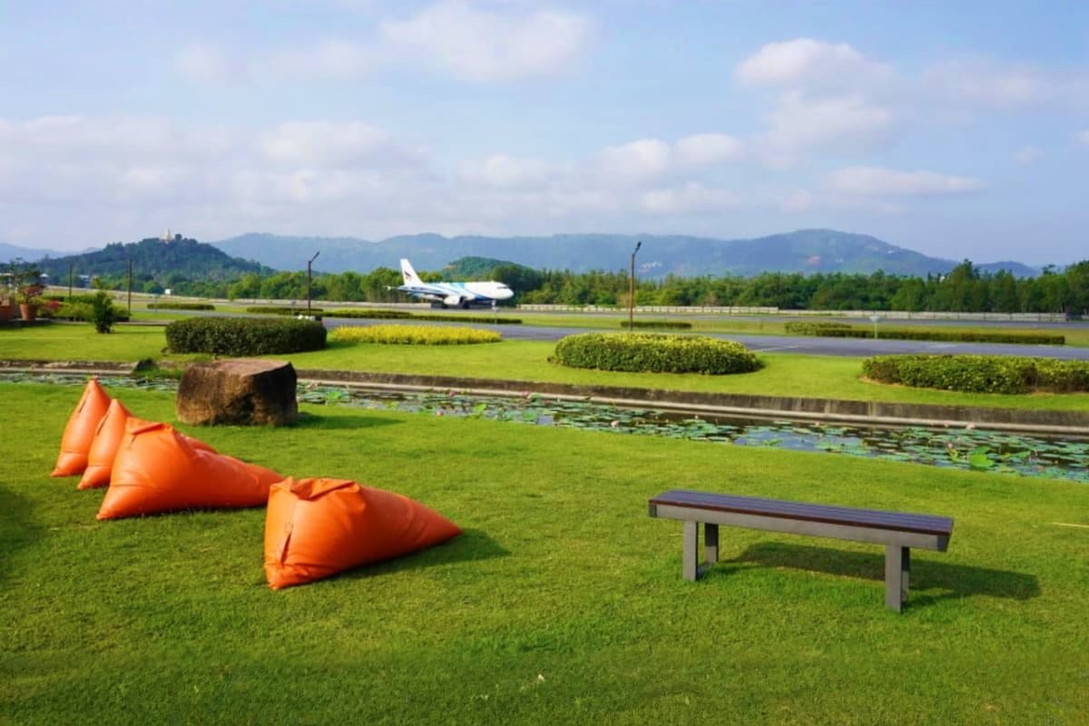 Koh Samui airport runway view