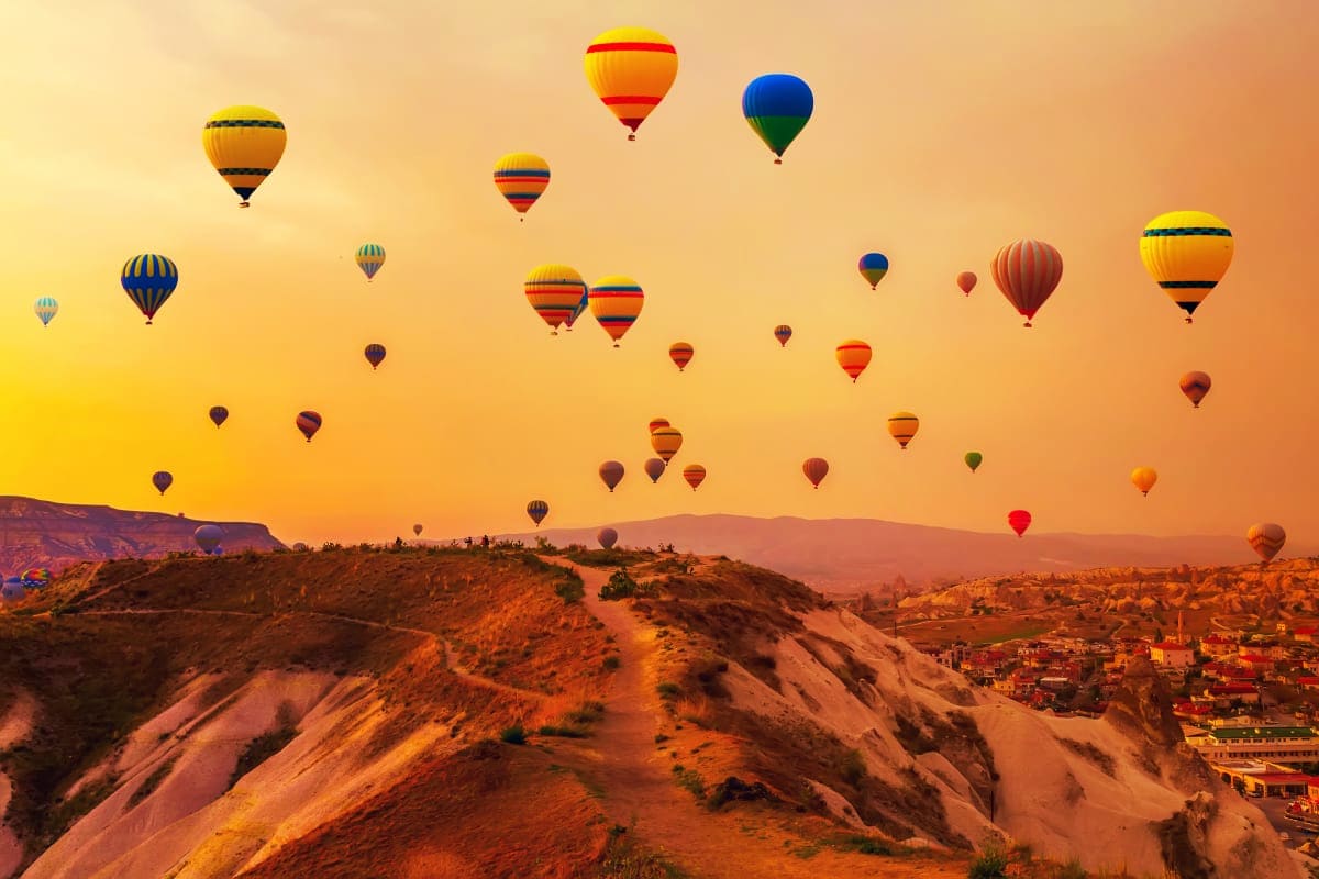 Royal Dubai Signature Experience hot Air balloon