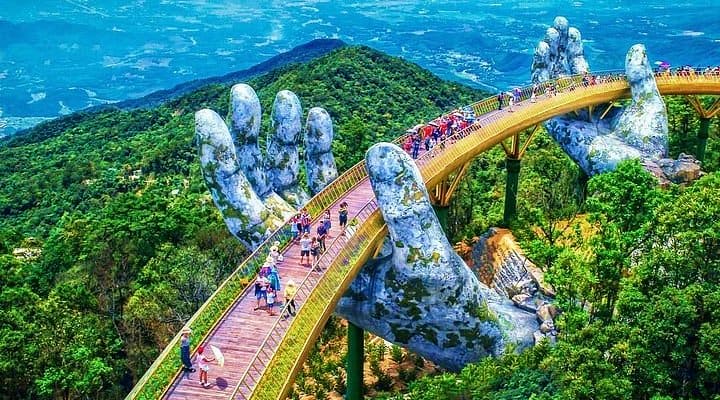 DANANG – BANA HILLS – GOLDEN BRIDGE                                                             