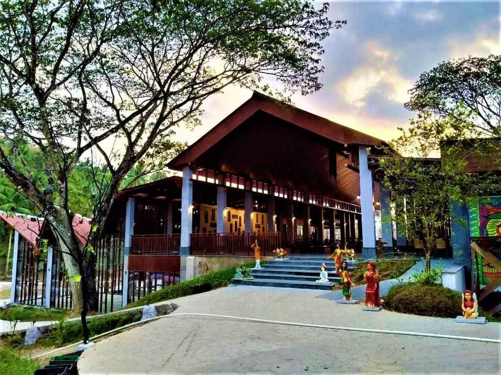 SYMPHONY SAMUDRA RESORT (CASA TROPICANA) /SEAHSELL HOTEL (STD) / SEA PRINCESS BEACH RESORT (DELUXE SEA FACING ) or similar