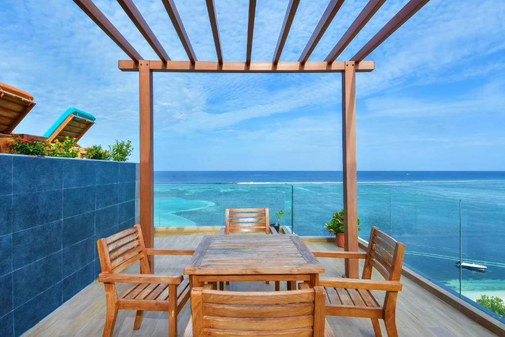 4* Triton Prestige Seaview and Spa or Similar