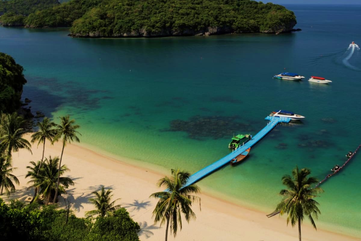 Angthong National Marine Park by Big Boat Angthong National Marine Park by Big Boat