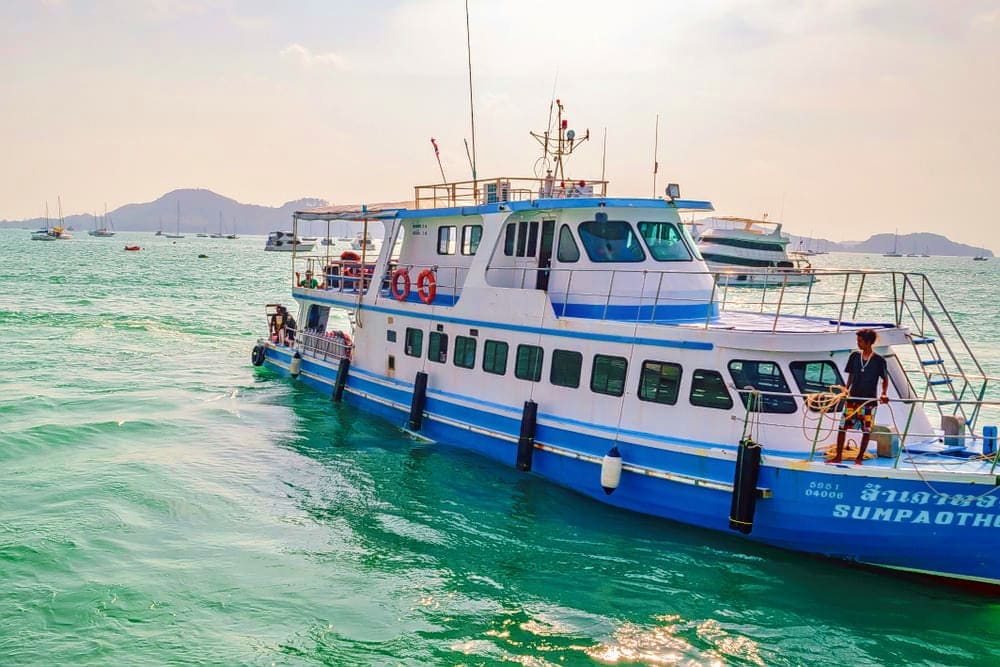 Angthong National Marine Park with Thai Lunch + Snorkeling + Kayaking on SIC by Speed Boat