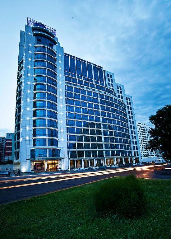 4* Qafqaz Baku City Hotel & Residences or similar