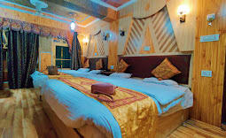 Hotel City Grace or Similar