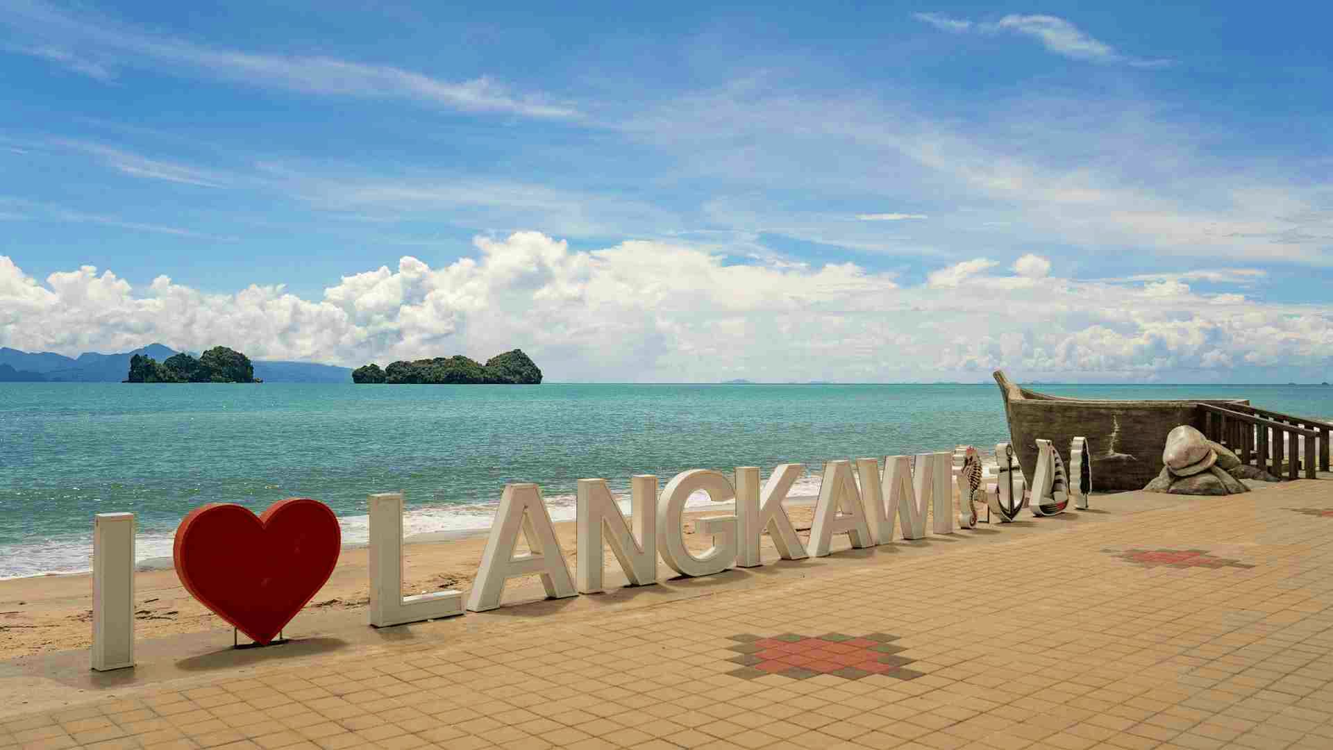 Langkawi City Tour + SkyCab Cable Car Combo