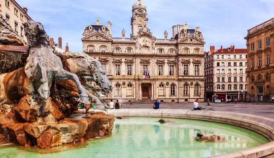 PARIS - BURGUNDY - BEAUNE - LYON