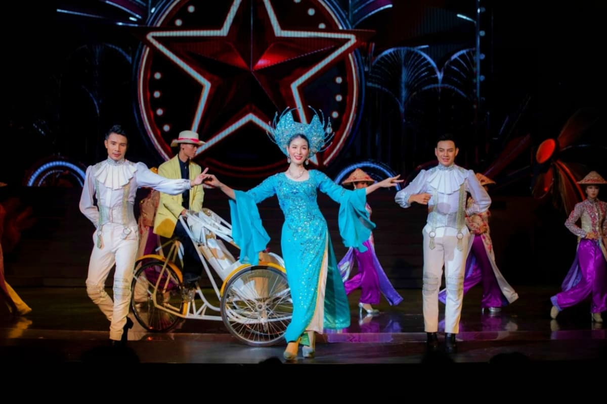 Tiffany Show Tiffany Show