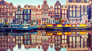 AMSTERDAM - BRUGES - PARIS