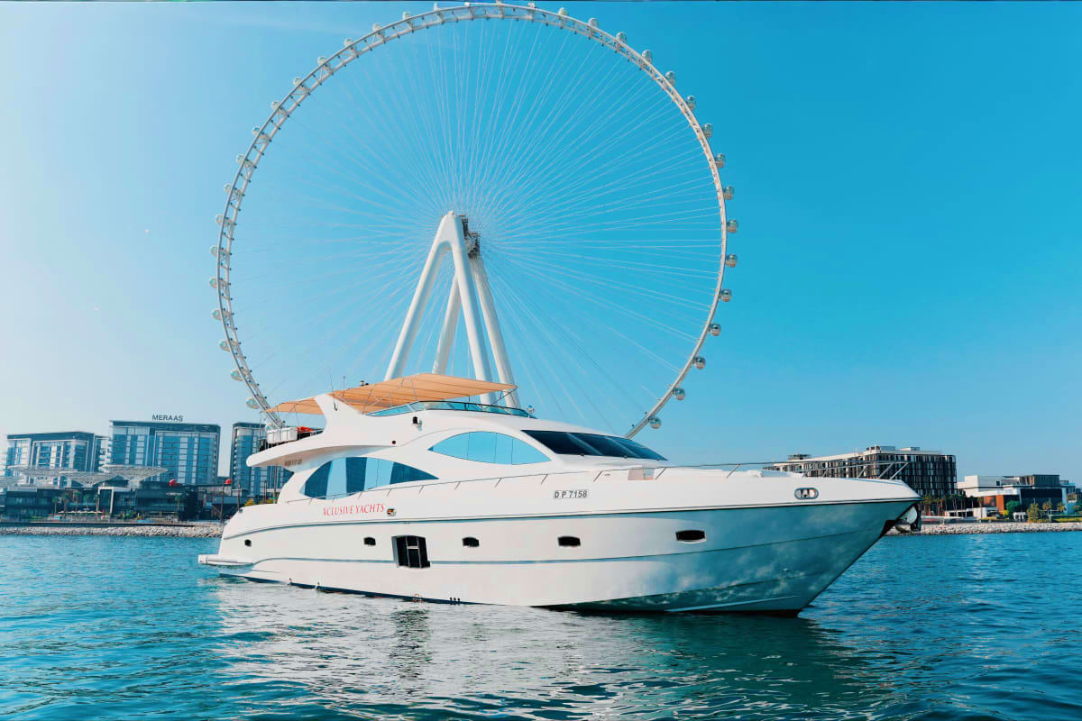 1 Hour Dubai Marina Yacht Tour dubai_marina_cruise