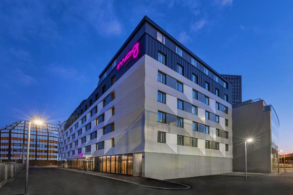 4* MOXY VIENNA CITY EAST or similar