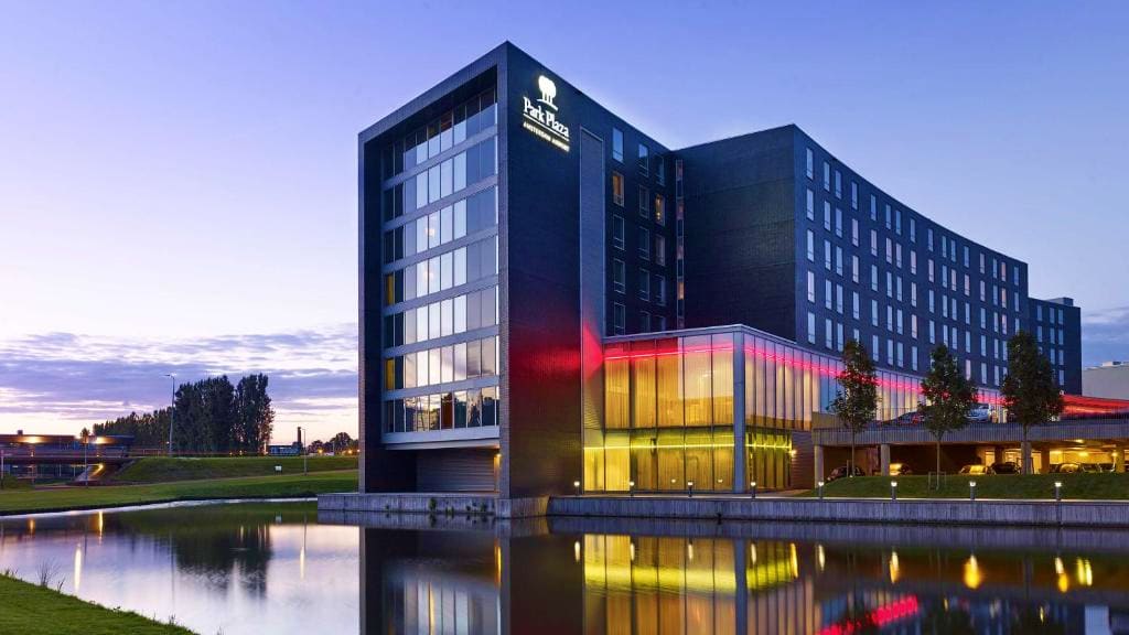 PARK PLAZA AMSTERDAM AIRPORT OR SIMILAR