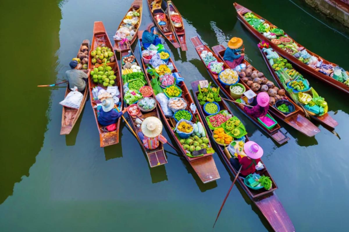 Floating Market