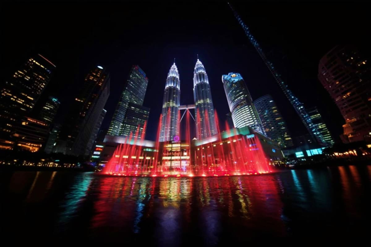 Kuala Lumpur Evening Tour with Symphony Water Fountain Show & KL Tower Entry