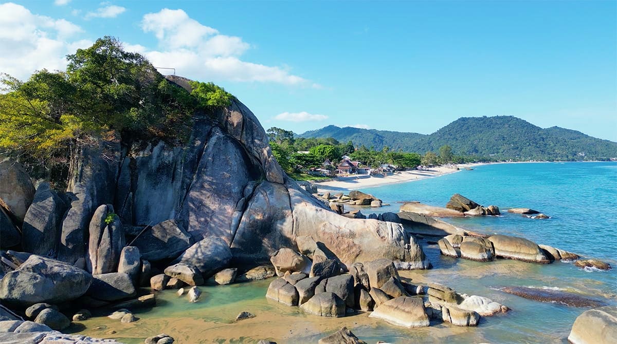 Half Day Samui City Tour (Big Buddha Temple, Lad Koh View Point, Grand Father Rock & Grand Mother Rock, Guan Yu Shrine, Waterfall) Half Day Samui City Tour (Big Buddha Temple, Lad Koh View Point, Grand Father Rock & Grand Mother Rock, Guan Yu Shrine, Waterfall)