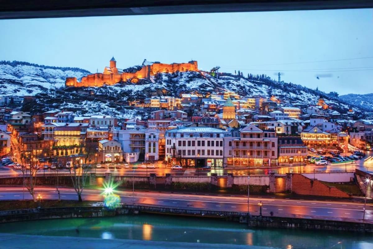 tbilisi winter night pic