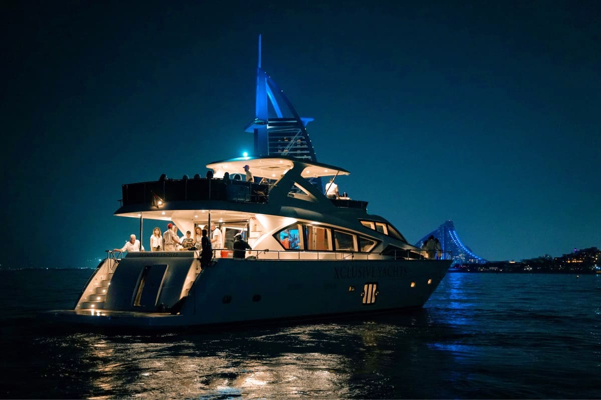 Yacht Party at Dubai Marina yacht_party_01