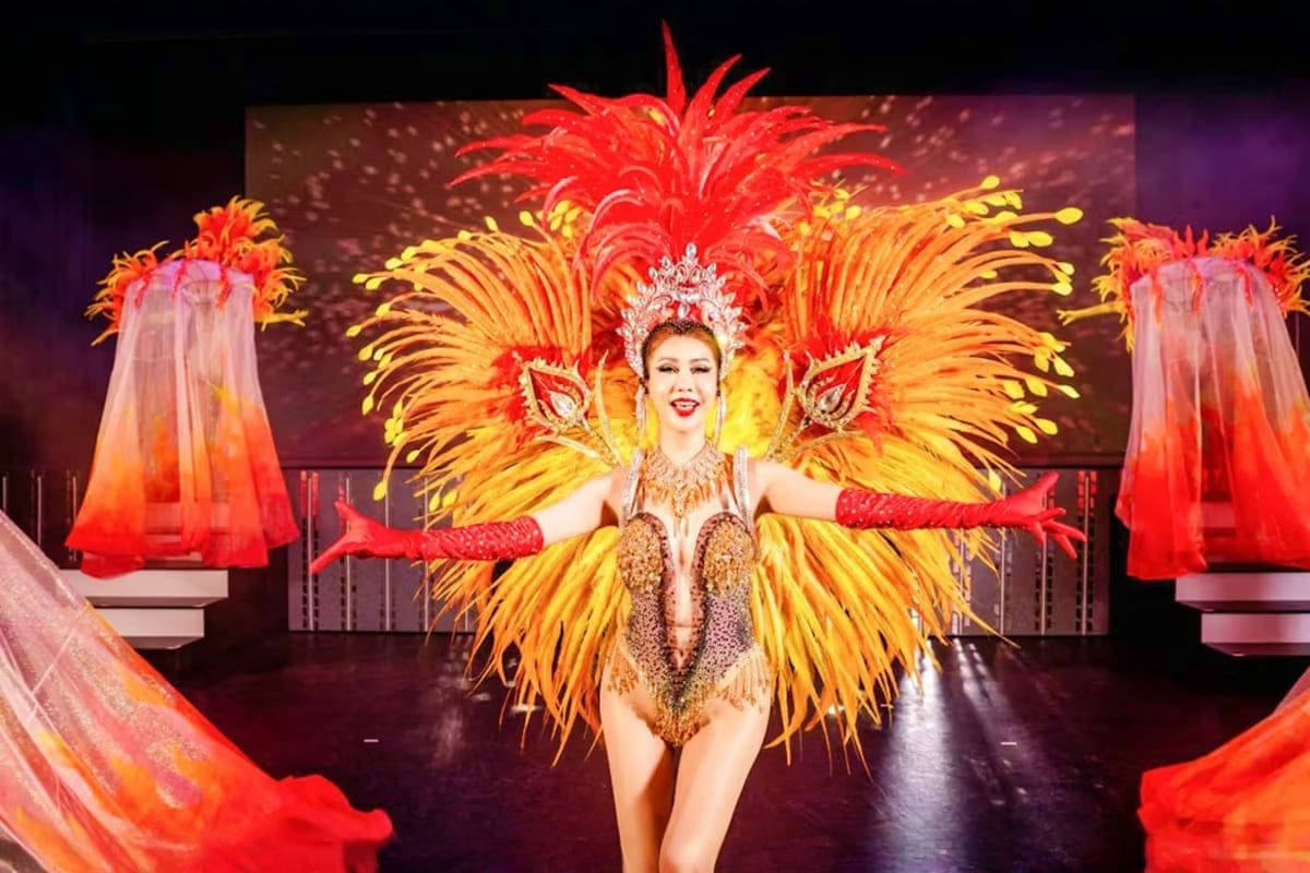 Simon Cabaret Phuket Show Simon Cabaret Phuket Show Bangkok