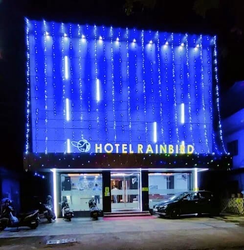 HOTEL RAIN BIRD OR SIMILAR