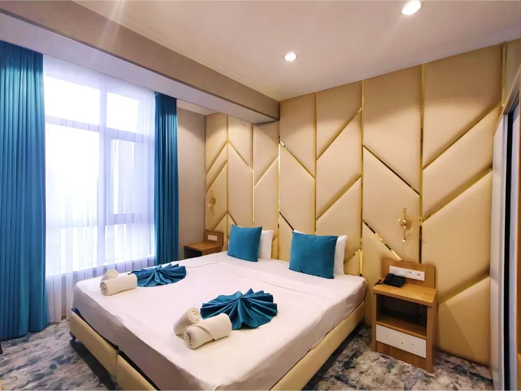 4* Blue Shore International Hotel or Similar